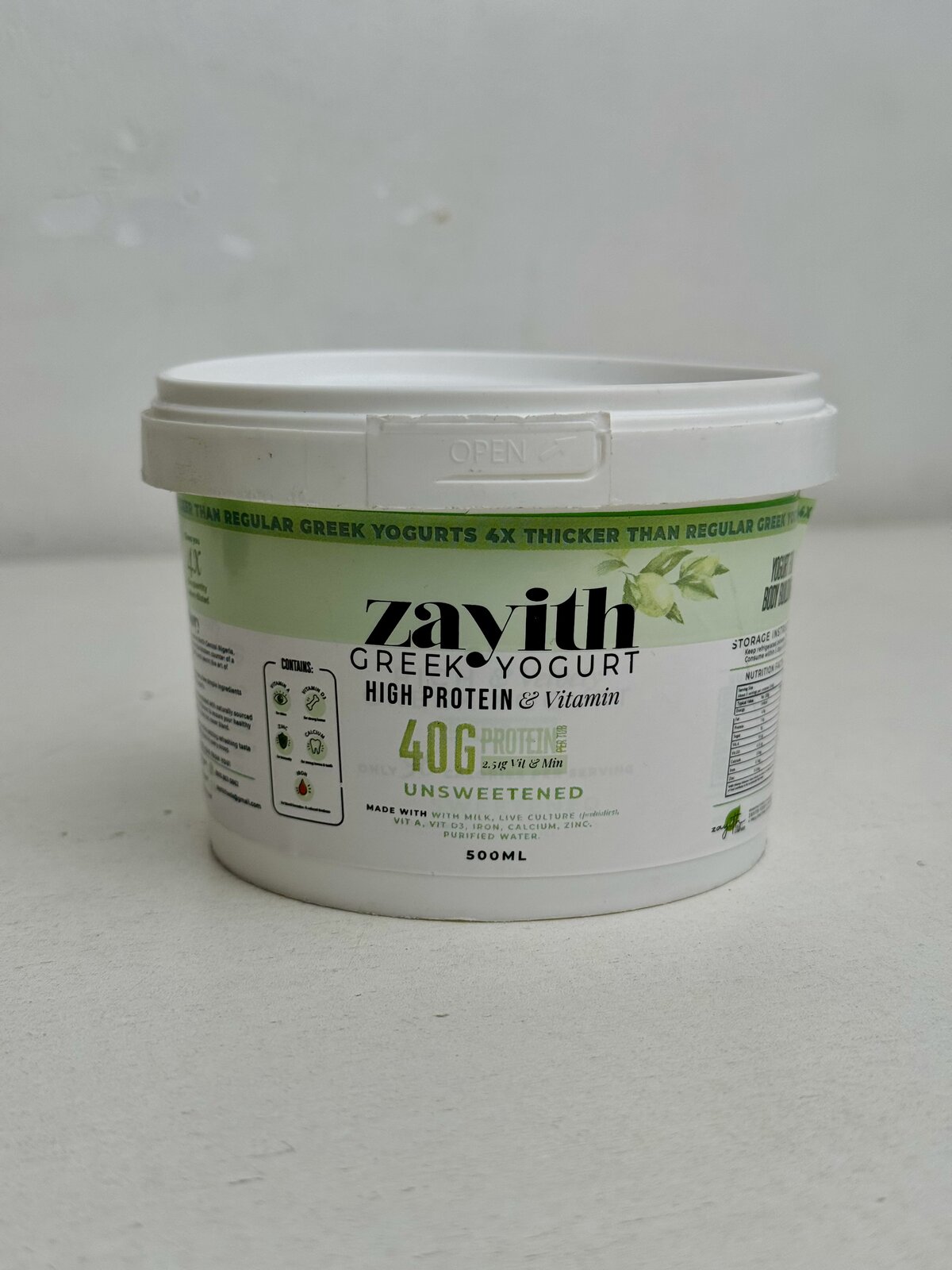 Zayith High Protein & Vitamin Unsweetened Greek Yogurt 500ml tub, side view
